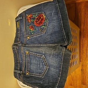 LOT 29 DENIM SHORTS with Echo Red T-shirt